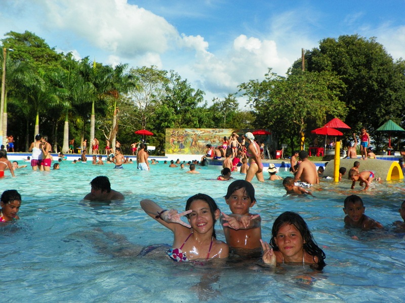 El funcionamiento de las olas es otro de los atractivos del Aqua Parque Las Toninas